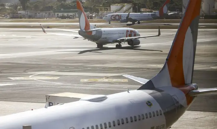 Azul e Gol assinam acordo para avaliar fusão entre as aéreas