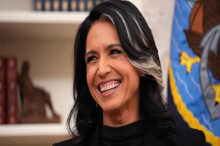 Gabbard ‘Perseguindo Agressivamente’ Vazamentos da Comunidade de Inteligência para a Mídia Tradicional