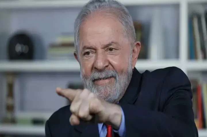 O plano B de Lula para os meses em que evitará viagens