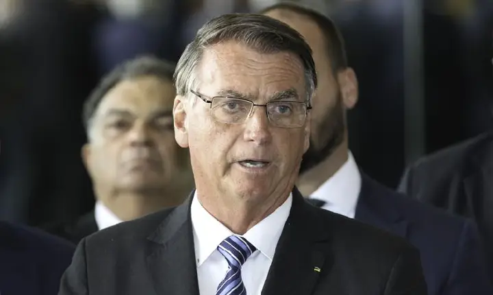 PGR se manifesta contra autorização para viagem de Bolsonaro aos EUA