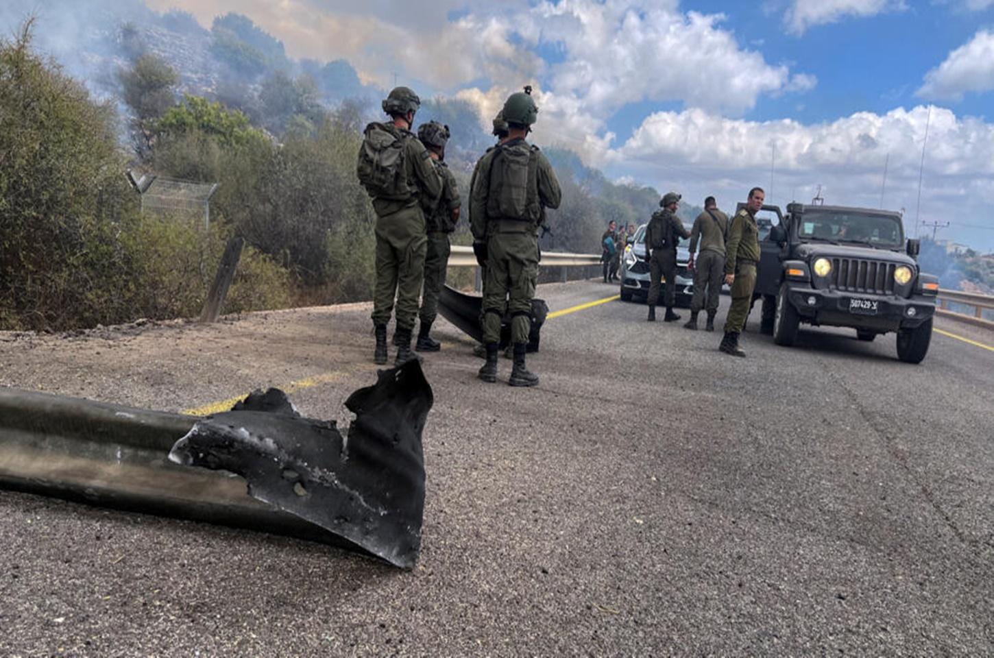 Mulher morre em bombardeio israelense no sul do Líbano