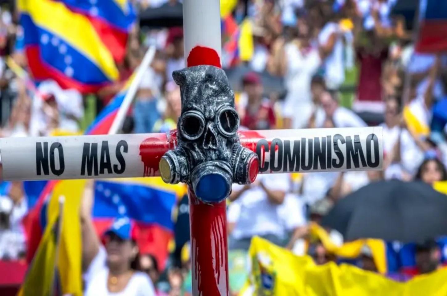 Após morte de preso político, Venezuela liberta manifestantes que contestaram eleições