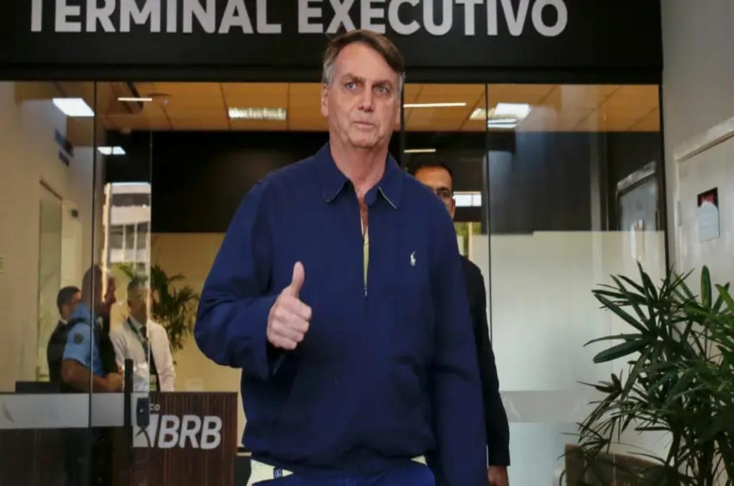 Moraes faz tudo o que não diz a lei, diz Bolsonaro após indiciamento