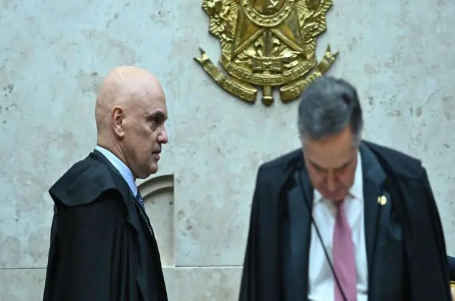 Barroso vota com Moraes para condenar 57 réus do 8/1 que não fizeram acordo com a PGR