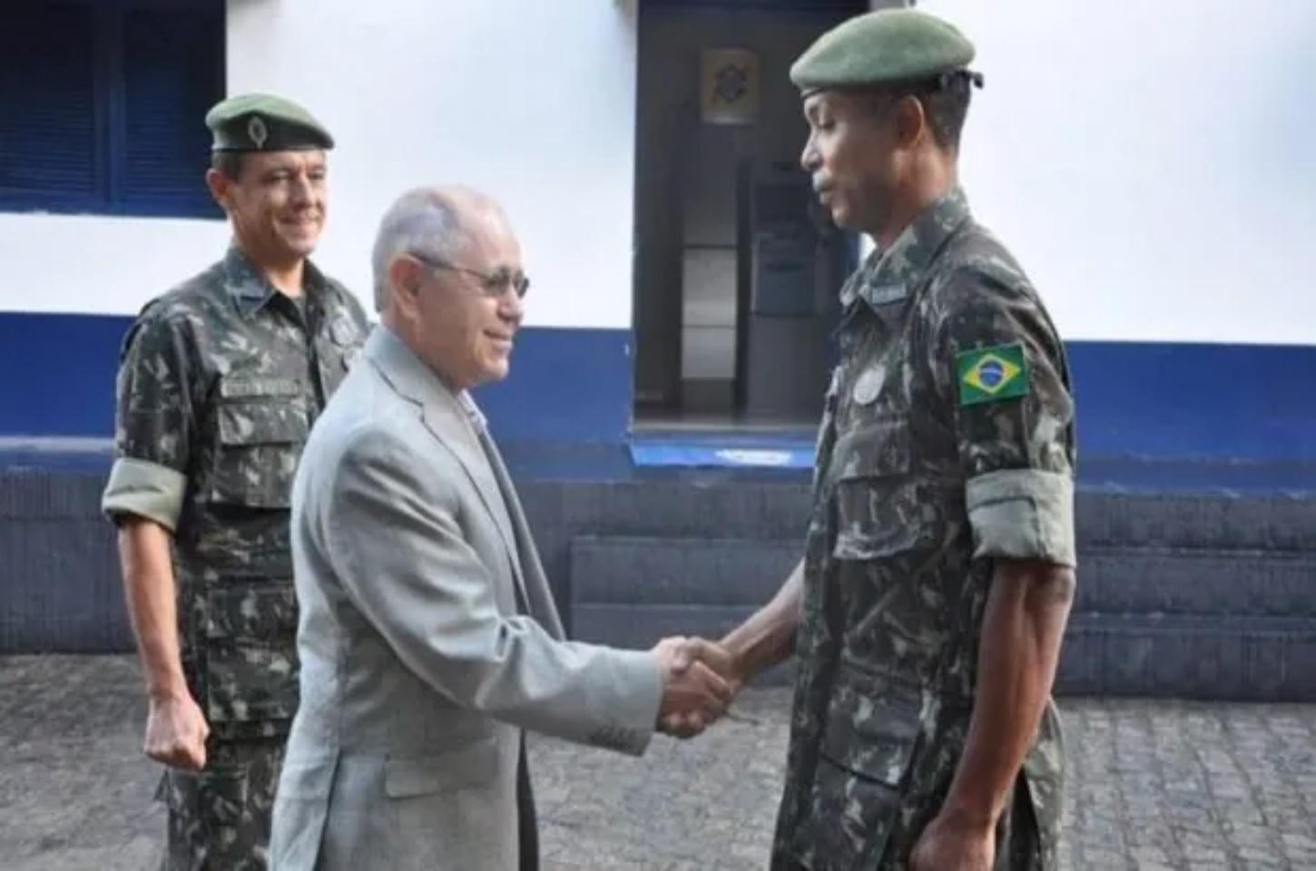 General Santa Rosa critica prisão de Braga Netto, acusa STF de ‘facção política’ e prevê novas detenções no Alto Comando