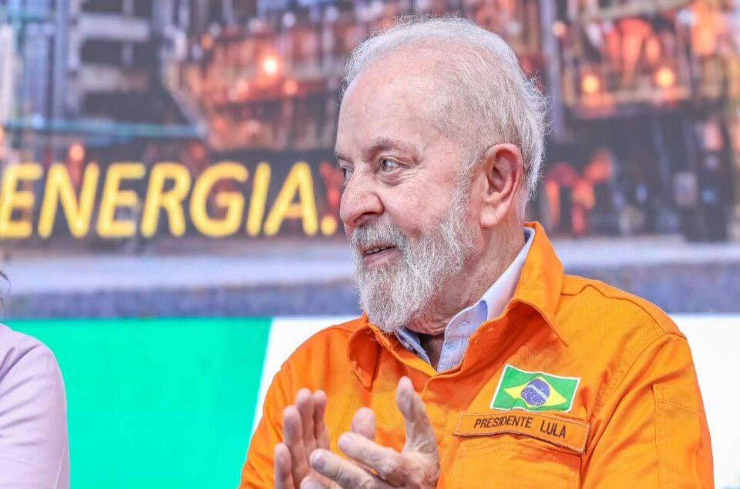 Lula aumenta poder do PT com mudança na diretoria da Petrobras