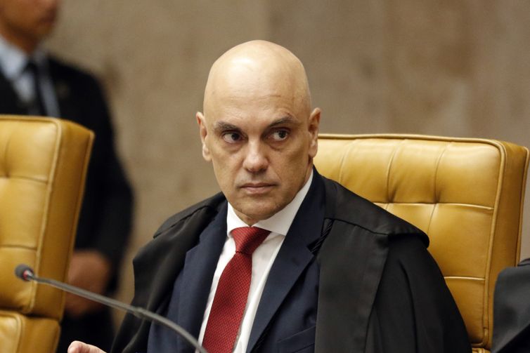 Moraes proíbe acesso aos prontuários de mulheres que realizaram aborto