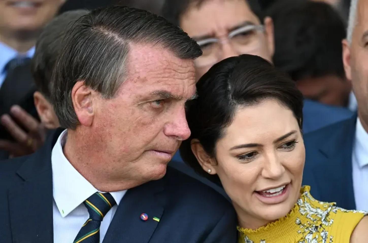 Bolsonaro fala em ser ministro da Casa Civil se Michelle for eleita presidente