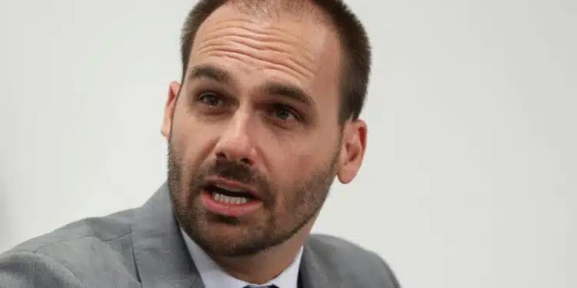 Eduardo Bolsonaro formaliza pedido de licença da Câmara por 122 dias